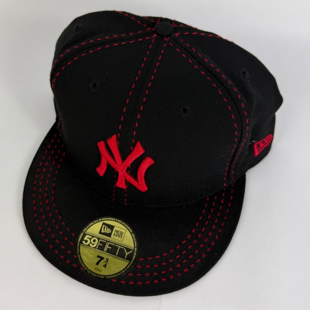 New Era New York Yankees 59FIFTY Fitted Hat 7 3/4 Black Red Contrast Stitch Wool - Picture 3 of 14